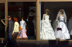 Альтернативные платья для невесты