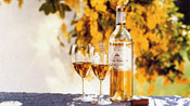 К самым легендарным винам мира относятся благородные сладкие вина, прежде всего сотерн, токай и отборное вино из винограда позднего сбора
